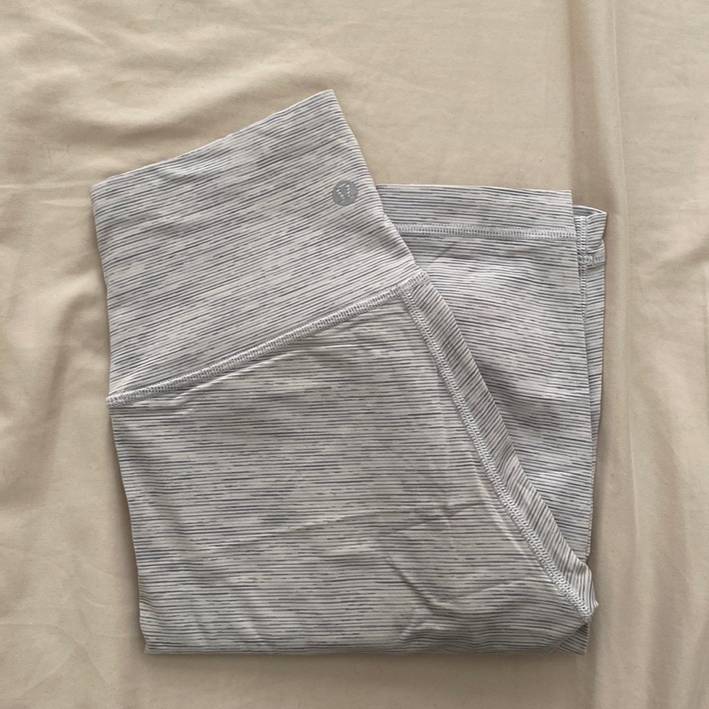 Lululemon wonder under yoga pants